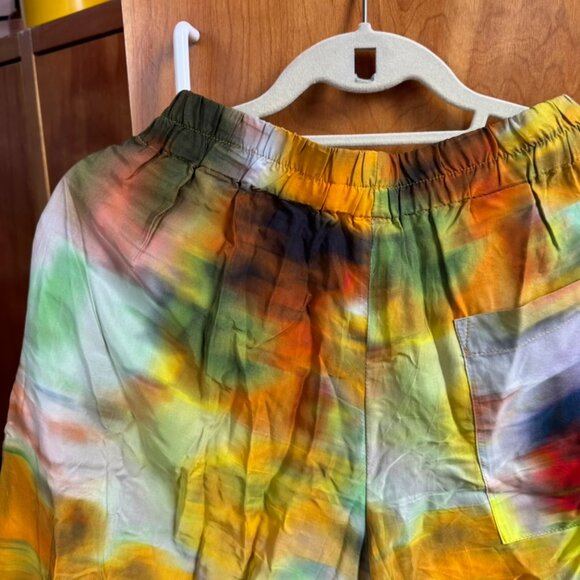 Dries Van Noten Tie-Dye Print Knee-Length Shorts (sz 38) - Picture 9 of 10